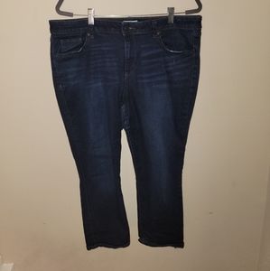 Dark Wash Capri Pants